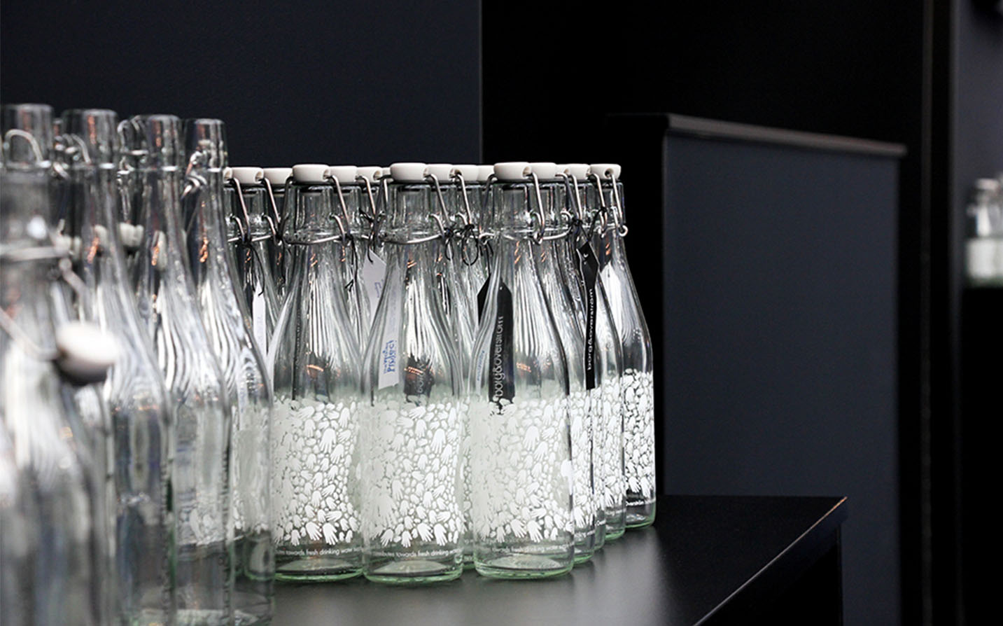 A Lighter Pour: How GlassWine Bottles Are Evolvingin 2025